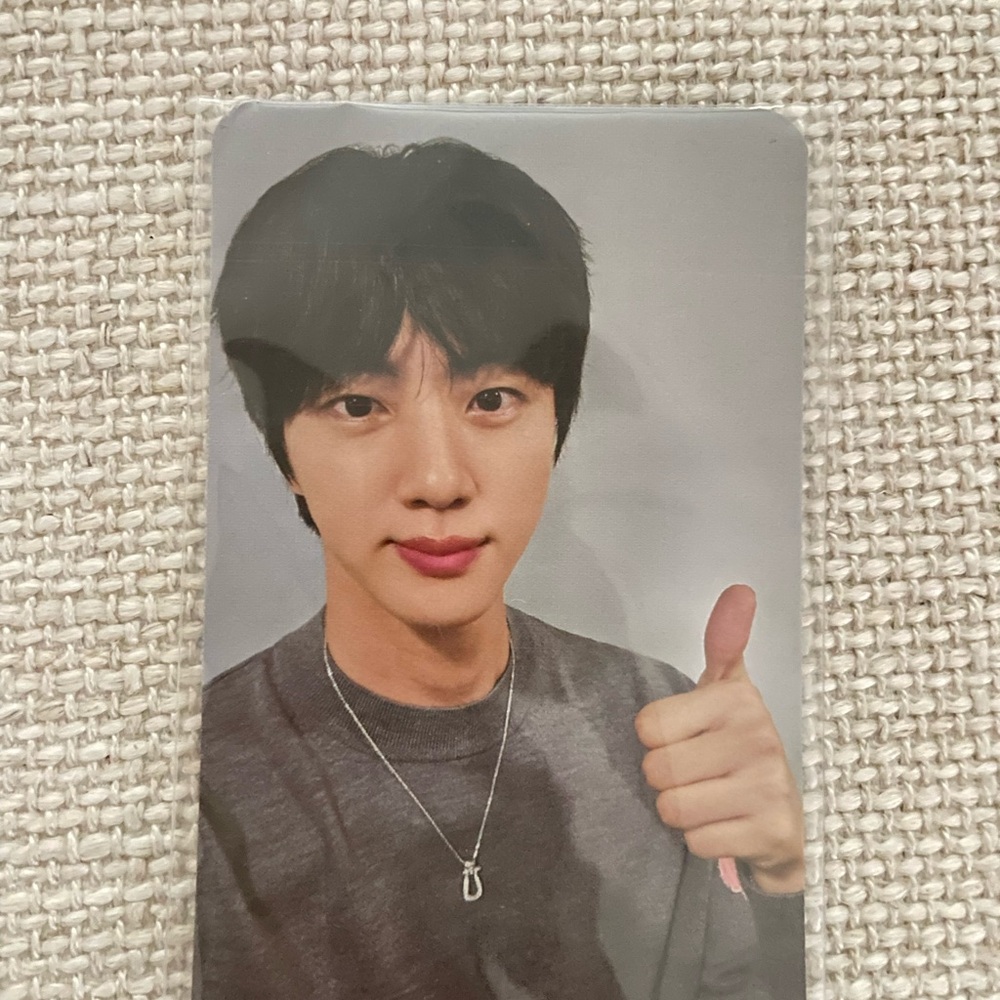 BTS JIN RUNSEOKJIN_EP.TOUR LOS
ANGELES POP-UP STORE US EXCLUSIVE PHOTOCARD -NEW